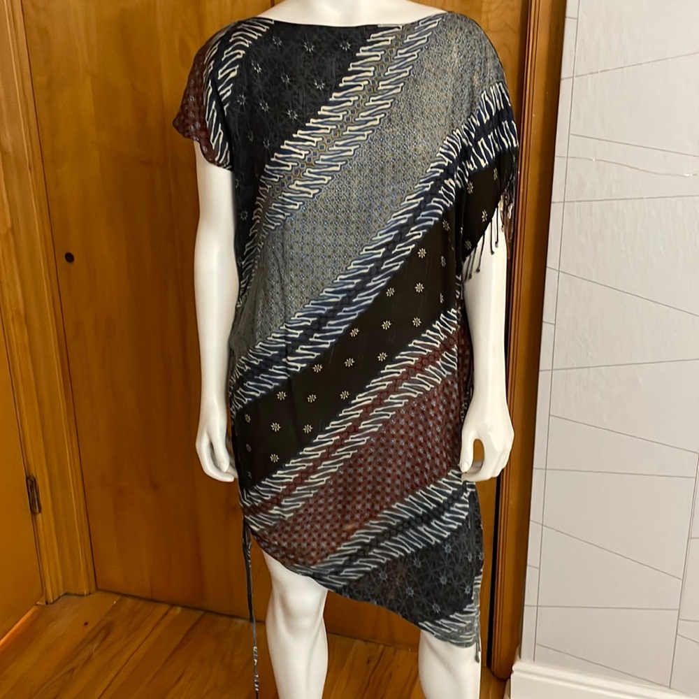 Indonesian Tunic size 4-8